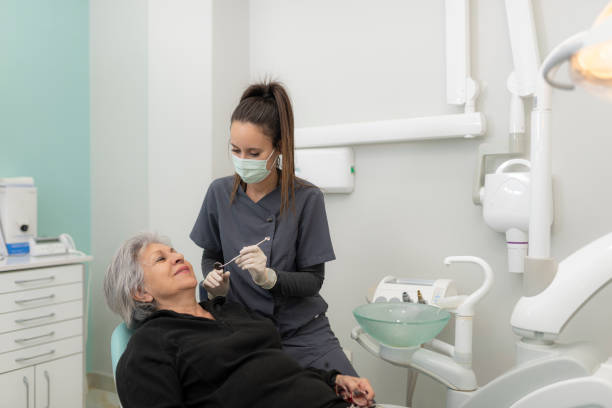 Best Emergency Dental Extractions in Rayre, MO